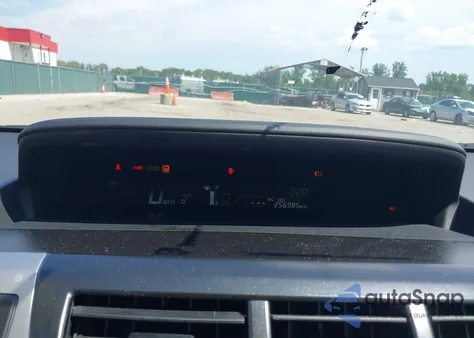 2013 Toyota Prius V Three from USA, damaged, VIN JTDZN3EU9D3226001